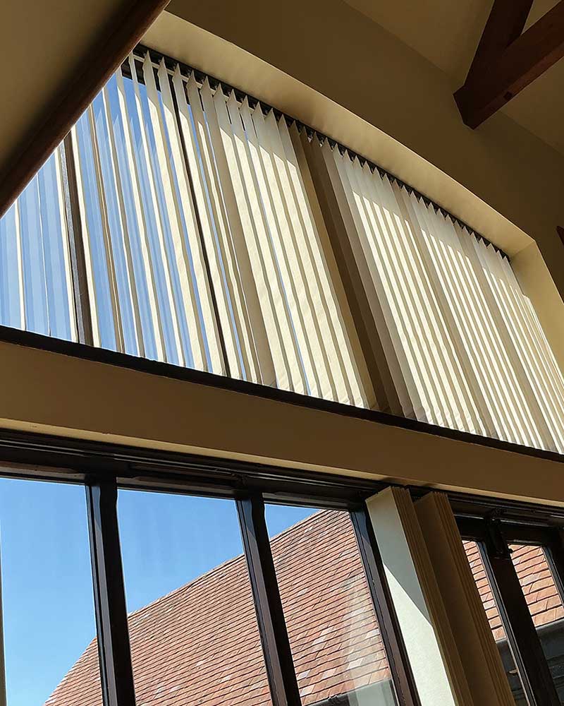 Curved Venetian Window Blinds